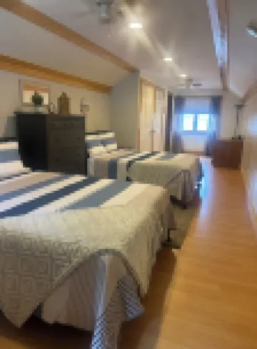 The Van Etten Lake Chalet - No Pets