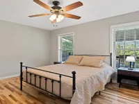 Elk Meadow Lodge - Picturesque Views, Hot Tub, Gameroom