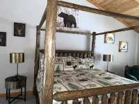 Whispering Creek Lodge  - Water views from every window