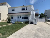 Steps to the Beach!
