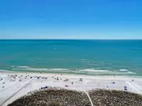 Renovated 3 Bed & 2.5 Bath Condo Just Steps Away from Private Siesta Key Beach - نادي رياضي