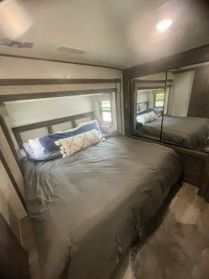 Cozy Harbor Island RV getaway in beautiful Coeur d'Alene.