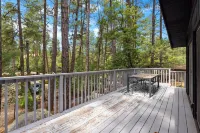 Silver King Cabin. 6,200 ft of elevation. 10 minutes from downtown Prescott.