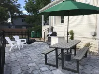 Midtown Studio in Award Winning Historic Home 리노 호텔