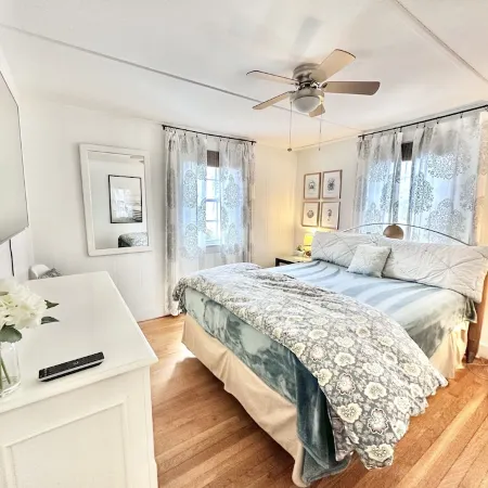Starfish Cottage★0.4mi walk Beach & Village★Pet Friendly★Bikes★Fireplace★Firepit