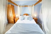 Welcome to Airidh an Dobhrain - our secluded cottage by the lochside Hotels in Benbecula