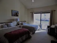 Palm Desert retreat right on the golf course with King en-suite Hotel in zona Palm Desert Palms