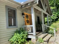 Wilstone Lodge-Pool&Lake Access-Secluded Bliss-Walk to Waterfalls