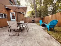 "Otsego Lake Retreat" Charming 3-bedroom house with WiFi and AC in Gaylord