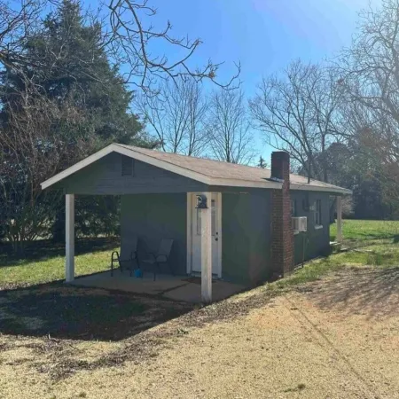 Pickwick Lake Bungalow near Papermill and Shiloh with 7th NT Free!