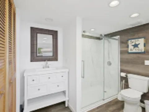 No Sharing! This Casita is  Private. Full Kitchen,Yard, Screened Lanai Hotels in Holiday