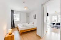 VYLD: Bockfels with mountain view