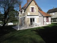 Norman house, completely renovated, seaside garden, terraces, wifi