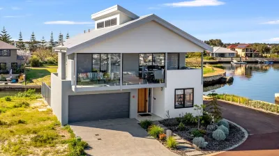 Two-Storey with Marina Views Hotels near Port Geographe Marina
