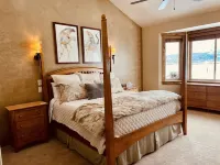 Gorgeous Fam-Friendly: Easy access to Jackson Hole, Tetons, Targhee, Yellowstone