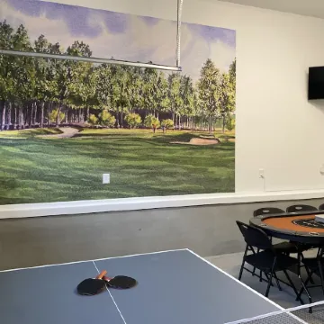 New Build! 5 Bedrooms & 3.5 Baths! 5 Minutes to Golf and the Village