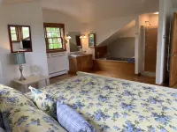 Beautiful house on the Harpswell Peninsula over looking Casco Bay