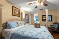 3BR Roman Oasis: Caesar's Place + Heated Pool