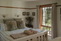 Forth River Cottage - Luxury Bed and Breakfast by the River