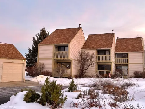 Park City Condo with free shuttle access to Park City & Deer Valley ski resorts