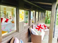 Romantic Vintage Carriage in 2 acres!❤️Idyllic location, 5 min walk beach & pub!