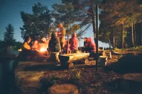 Lakefront! Secluded, HotTub, Fire Pit, Private Dock&Boats 90 Min from Chicago