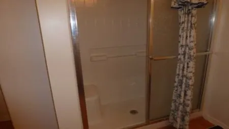 Lexington Apt. with parking & private entrance Preview listing