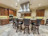 Spacious 5-bedroom house along the coast in Port O'Connor, TX - 4-Star