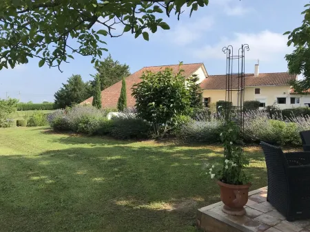 CHARMING FAMILY HOME