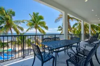 Wide Horizon oceanfront.  4 bedroom, 4 ½ bath,  kayaks, pool + observation deck.
