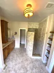 Spacious waterfront farmhouse with amazing views and kayaking - Jacuzzi