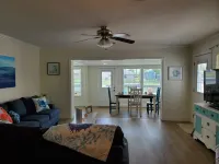 Gulf of Mexico Canal Cottage with Boat Dock