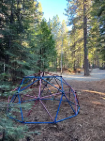 Secluded Cabin with Hot tub on spacious private lot