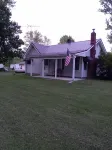 Cozy cottage across the street from Pymatuning lake