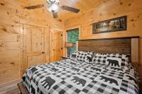Heated Indoor Pool, Hot Tub, Games, Minutes to Pigeon Forge & Gatlinburg! Hotels near Smoky Mountain Ziplines