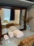 Downtown Hideaway, studio accommodations, in the heart of the Historic District