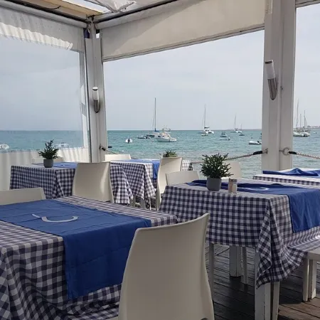 Luxury Villa - Private Heated Pool - Wi-Fi- 25 Metres to Beach - Casa Elena