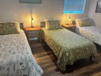Newly renovated, conveniently located between Nashville and Chattanooga