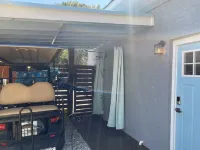 Heated Pool, Outdoor Kitchen,3 blocks from the beach.