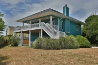 Fun, Sun, Fishing. 2 minute walk to the beach! Hotels near Public Beach Access(No Parking)