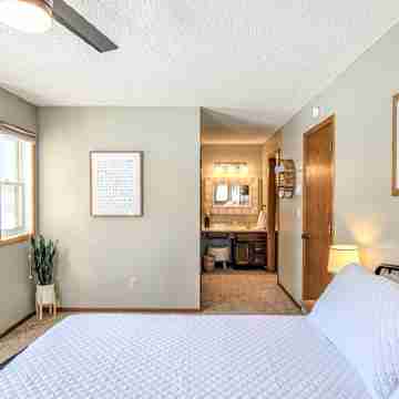 Breezy Hills - Unit 4;Lake Bemidji, King bd, Kayaks, PB Trail! Rooms