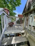 Modern 1 bed/Studio - Steps from the Center of Town