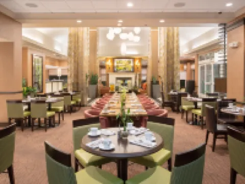 ヒルトン ガーデン イン ソルト レイク シティ / レイトン レイトンのホテル