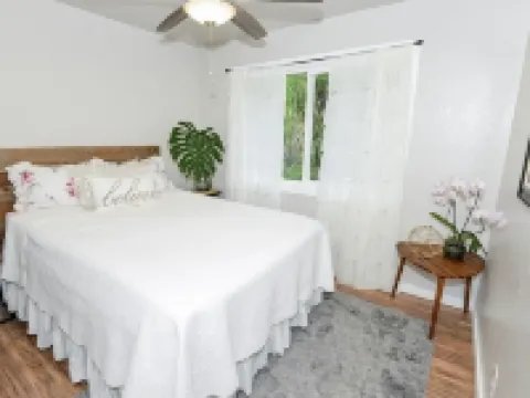 Sweet Country Cottage โรงแรมใกล้Donkey Beach