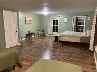 Beautiful Downeast Maine Family Lakeside Rental!