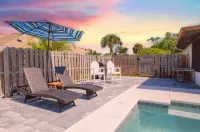 Island Vibes Beach House~ 4 Min. Walk 2 Beach • Heated Pool • King Beds