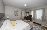 Scenic hiking in Cuyahoga Valley National Park! 1BR house, central air & laundry