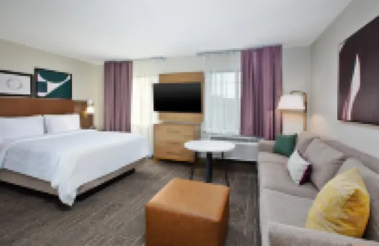 Staybridge Suites 奧馬哈80和道奇 by IHG