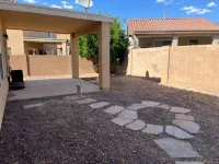 JAPT 3bd2ba I-10/TucsonAirport/UofA baby-massage North Swan Baptist Church附近的飯店