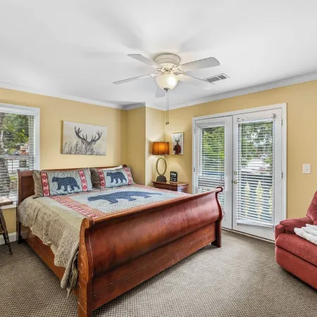 Downtown Condo - Only Condo Facing Main Street